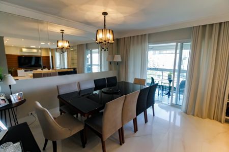 Apartamento à venda com 143m², 3 quartos e 3 vagas Apartamento à venda com 143m², 3 quartos e 3 vagasSala 2 - Jantar