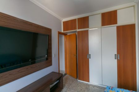 Apartamento à venda com 197m², 3 quartos e 2 vagas