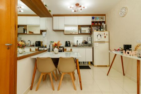 Cozinha e Área de Serviço de apartamento à venda com 2 quartos, 38m² em Vila Constança, São Paulo