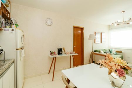 Apartamento à venda com 38m², 2 quartos e 1 vagaCozinha e Área de Serviço