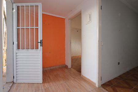 Casa para alugar com 80m², 2 quartos e 1 vagaCorredor