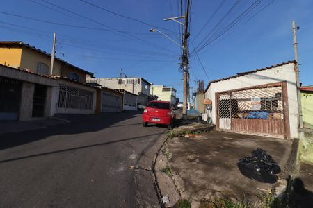 Casa para alugar com 80m², 2 quartos e 1 vagaFachada
