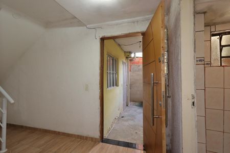 Casa para alugar com 80m², 2 quartos e 1 vagaEntrada
