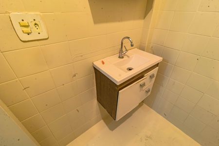 Apartamento à venda com 98m², 3 quartos e 1 vaga Apartamento à venda com 98m², 3 quartos e 1 vagaBanheiro 1
