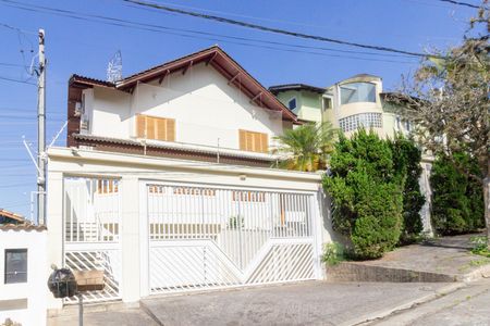 Fachada de casa à venda com 6 quartos, 750m² em São Domingos, São Paulo