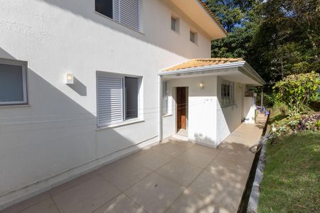 Casa de condomínio para alugar com 802m², 4 quartos e 4 vagas Casa de condomínio para alugar com 802m², 4 quartos e 4 vagasÁrea de Serviço - Quintal