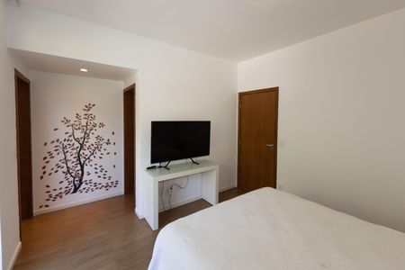 Casa de condomínio para alugar com 802m², 4 quartos e 4 vagas Casa de condomínio para alugar com 802m², 4 quartos e 4 vagasSuíte 1