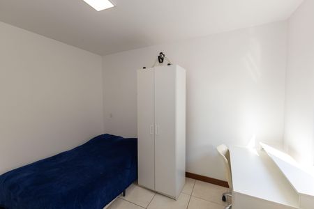 Casa de condomínio para alugar com 802m², 4 quartos e 4 vagas Casa de condomínio para alugar com 802m², 4 quartos e 4 vagasQuarto 3