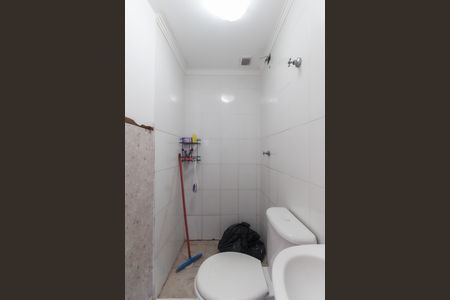 Apartamento para alugar com 61m², 4 quartos e 1 vaga Apartamento para alugar com 61m², 4 quartos e 1 vagaBanheiro