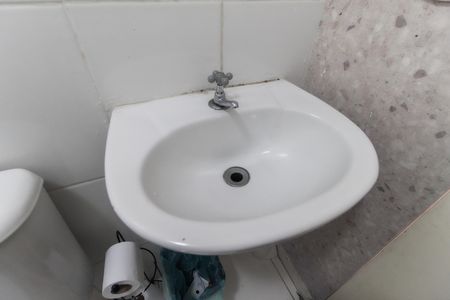 Apartamento para alugar com 61m², 4 quartos e 1 vaga Apartamento para alugar com 61m², 4 quartos e 1 vagaBanheiro