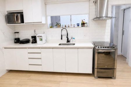 Apartamento à venda com 240m², 4 quartos e 2 vagas