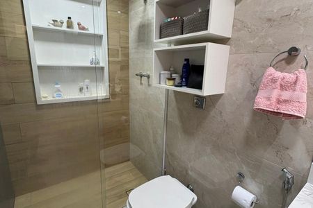 Apartamento à venda com 240m², 4 quartos e 2 vagas