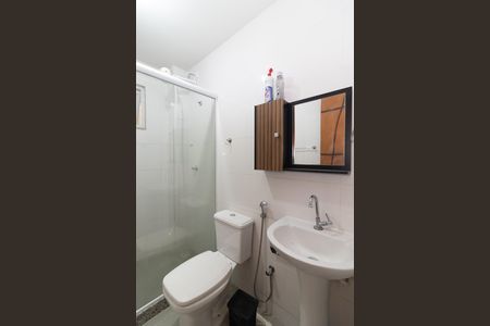 Apartamento para alugar com 34m², 2 quartos e sem vaga Apartamento para alugar com 34m², 2 quartos e sem vagaBanheiro