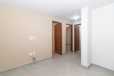 Apartamento para alugar com 34m², 2 quartos e sem vaga Apartamento para alugar com 34m², 2 quartos e sem vagaSala