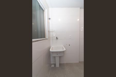 Apartamento para alugar com 34m², 2 quartos e sem vaga Apartamento para alugar com 34m², 2 quartos e sem vagaCozinha e Área de Serviço