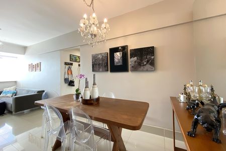 Apartamento à venda com 190m², 4 quartos e 3 vagas Apartamento à venda com 190m², 4 quartos e 3 vagasSala