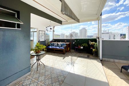 Apartamento à venda com 190m², 4 quartos e 3 vagas Apartamento à venda com 190m², 4 quartos e 3 vagasSala de Estar Cobertura