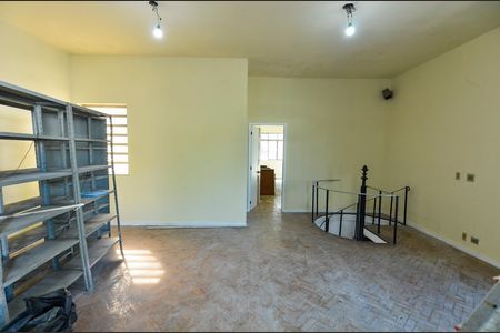 Casa para alugar com 241m², 5 quartos e 2 vagas Casa para alugar com 241m², 5 quartos e 2 vagasTerraço