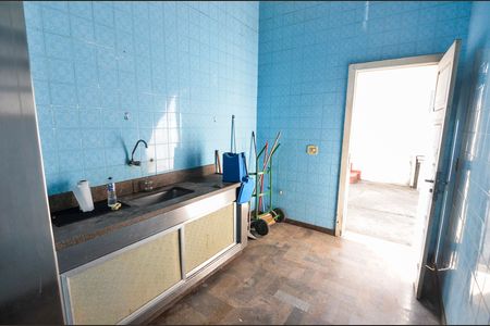 Casa para alugar com 241m², 5 quartos e 2 vagas Casa para alugar com 241m², 5 quartos e 2 vagasCozinha