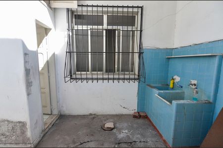 Casa para alugar com 241m², 5 quartos e 2 vagas Casa para alugar com 241m², 5 quartos e 2 vagasÁrea de Serviço