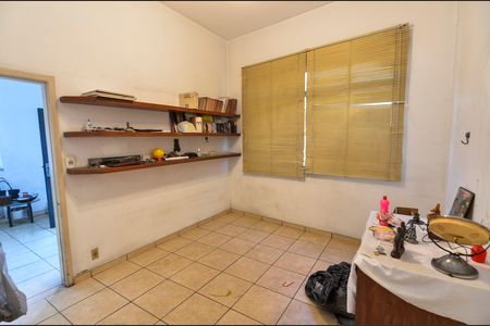 Casa para alugar com 241m², 5 quartos e 2 vagas Casa para alugar com 241m², 5 quartos e 2 vagasQuarto 1