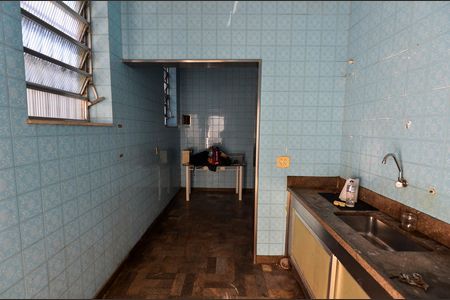 Casa para alugar com 241m², 5 quartos e 2 vagas Casa para alugar com 241m², 5 quartos e 2 vagasCozinha