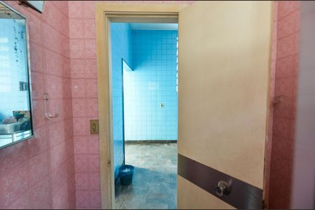 Casa para alugar com 241m², 5 quartos e 2 vagas Casa para alugar com 241m², 5 quartos e 2 vagasBanheiro 1