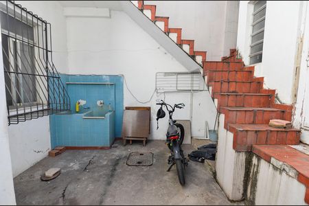 Casa para alugar com 241m², 5 quartos e 2 vagas Casa para alugar com 241m², 5 quartos e 2 vagasÁrea de Serviço