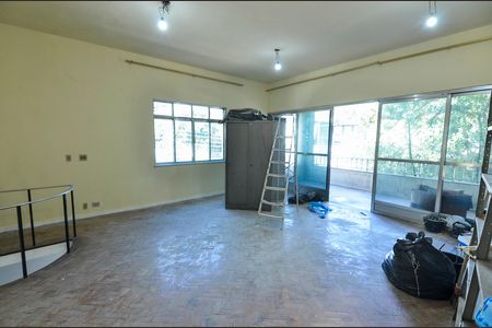 Casa para alugar com 241m², 5 quartos e 2 vagas Casa para alugar com 241m², 5 quartos e 2 vagasTerraço
