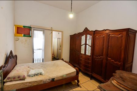 Casa para alugar com 241m², 5 quartos e 2 vagas Casa para alugar com 241m², 5 quartos e 2 vagasSuíte