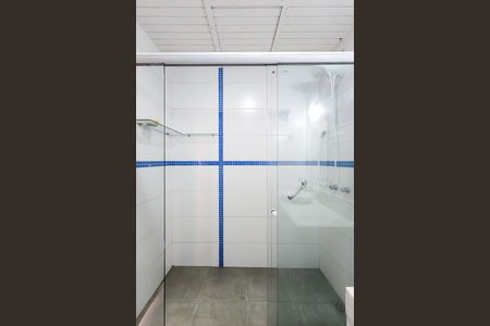 Apartamento para alugar com 58m², 2 quartos e 1 vaga Apartamento para alugar com 58m², 2 quartos e 1 vagaBanheiro da Suíte