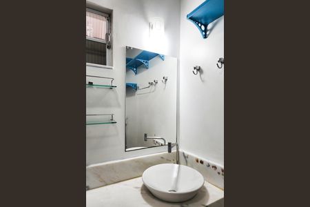 Apartamento para alugar com 58m², 2 quartos e 1 vaga Apartamento para alugar com 58m², 2 quartos e 1 vagaBanheiro da Suíte