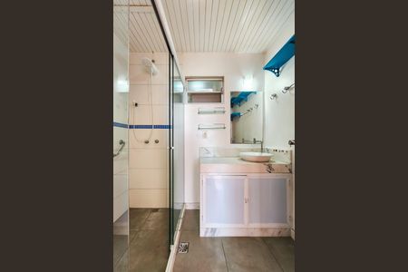 Apartamento para alugar com 58m², 2 quartos e 1 vaga Apartamento para alugar com 58m², 2 quartos e 1 vagaBanheiro da Suíte