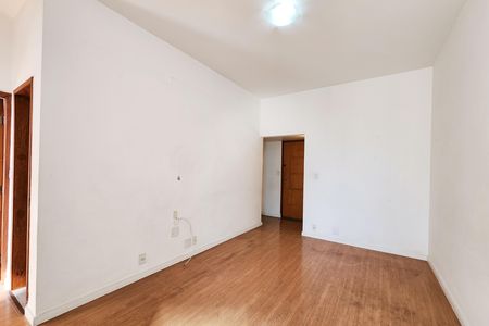 Apartamento para alugar com 58m², 2 quartos e 1 vaga Apartamento para alugar com 58m², 2 quartos e 1 vagaSala