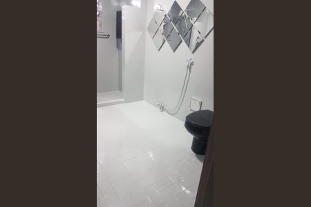 Banheiro de casa para alugar com 3 quartos, 150m² em Cascadura, Rio de Janeiro
