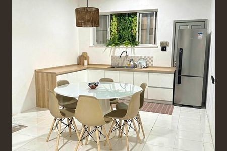 Cozinha de casa para alugar com 3 quartos, 150m² em Cascadura, Rio de Janeiro