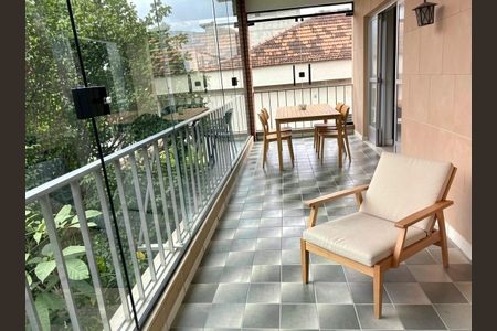 Casa para alugar com 150m², 3 quartos e sem vaga Casa para alugar com 150m², 3 quartos e sem vagaVaranda