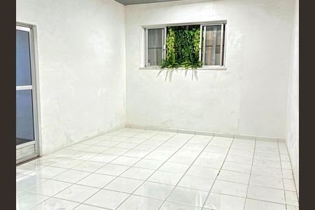 Casa para alugar com 150m², 3 quartos e sem vaga Casa para alugar com 150m², 3 quartos e sem vagaQuarto