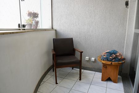 Varanda da sala  de apartamento para alugar com 2 quartos, 70m² em Sion, Belo Horizonte