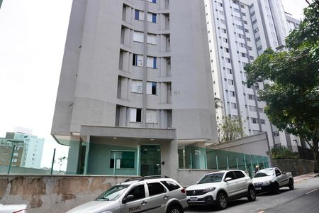 Apartamento para alugar com 70m², 2 quartos e 2 vagas Apartamento para alugar com 70m², 2 quartos e 2 vagasFachada do Prédio
