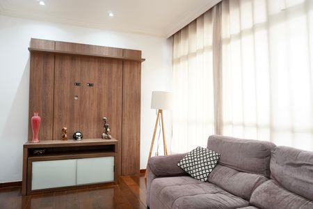 Apartamento para alugar com 70m², 2 quartos e 2 vagas Apartamento para alugar com 70m², 2 quartos e 2 vagasSala