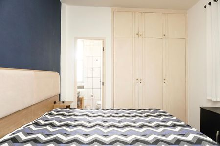 Apartamento para alugar com 70m², 2 quartos e 2 vagas Apartamento para alugar com 70m², 2 quartos e 2 vagasSuíte