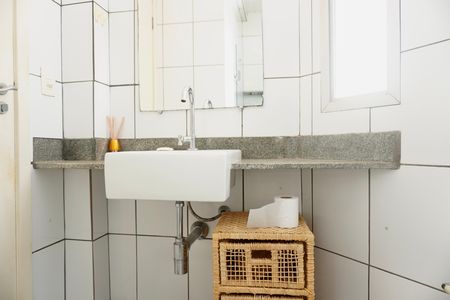 Apartamento para alugar com 70m², 2 quartos e 2 vagas Apartamento para alugar com 70m², 2 quartos e 2 vagasBanheiro da Suíte