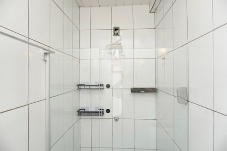 Apartamento para alugar com 70m², 2 quartos e 2 vagas Apartamento para alugar com 70m², 2 quartos e 2 vagasBanheiro da Suíte