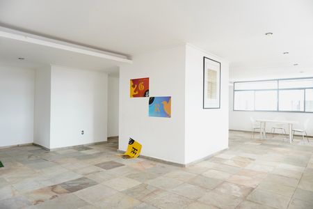 Apartamento para alugar com 70m², 2 quartos e 2 vagas Apartamento para alugar com 70m², 2 quartos e 2 vagasÁrea comum - Salão de festas
