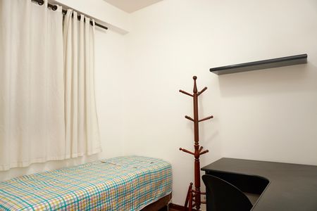 Quarto 1 de apartamento para alugar com 2 quartos, 70m² em Sion, Belo Horizonte