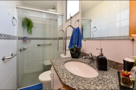 Apartamento à venda com 85m², 4 quartos e 2 vagasBanheiro Suíte 