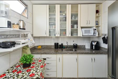 Apartamento à venda com 85m², 4 quartos e 2 vagasCozinha