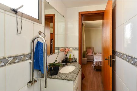 Apartamento à venda com 85m², 4 quartos e 2 vagasBanheiro Suíte 