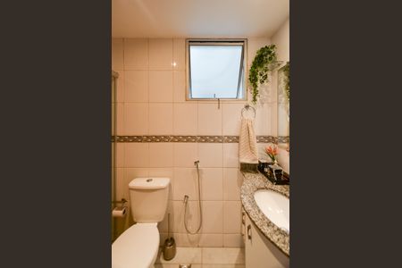 Apartamento à venda com 85m², 4 quartos e 2 vagasBanheiro Social